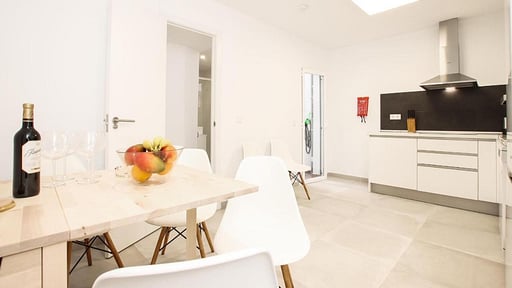 Apartment Goleta Dining area
