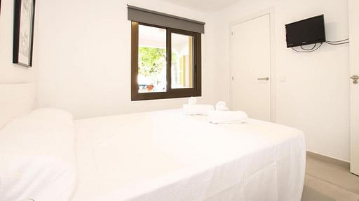 Apartment Goleta Bedroom 1