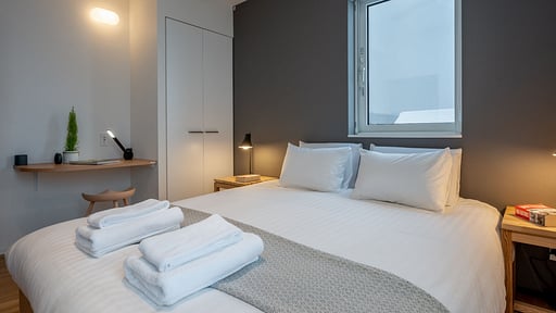 Apartment Kaku Place 2 BR Garden Bedroom 1