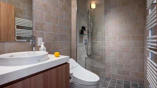 Apartment Kaku Place 2 BR Garden Bedroom 2