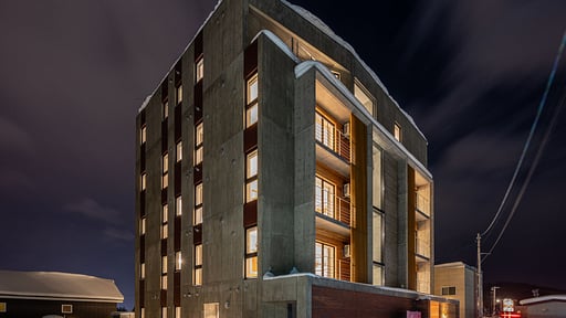 Apartment Kaku Place 2 BR Garden Surroundings