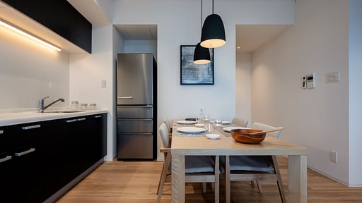 Apartment Kaku Place 2 BR Dining area