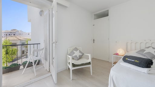 Marian Gola Bedroom 1