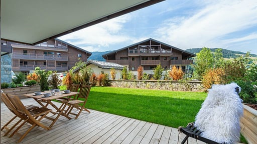 Apartment Stallion A02 Terrasse