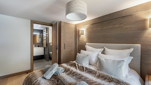 Apartment Stallion B12 Bedroom 1