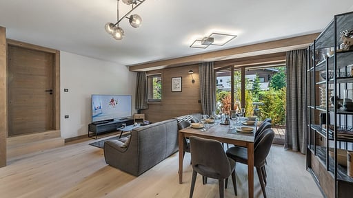 Apartment Stallion B12 Dining area