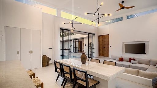 Apricot House Dining area