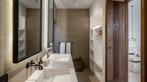 Apricot House Bedroom 1