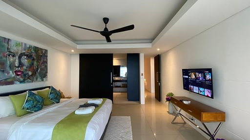 Aqua 208 Villa Bedroom 1