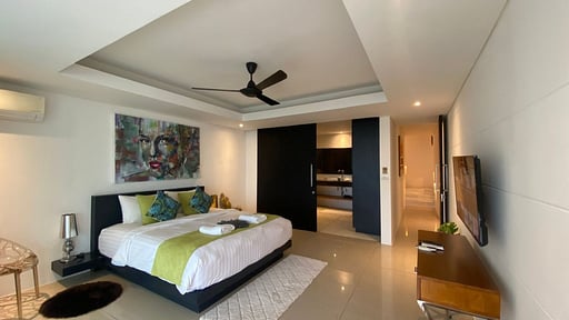 Aqua 208 Villa Bedroom 1