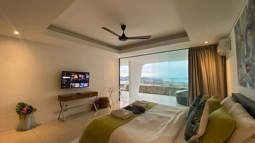 Aqua 208 Villa Bedroom 1