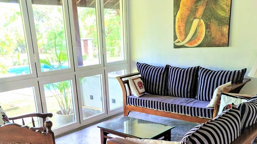 Ardeen Villa Living room