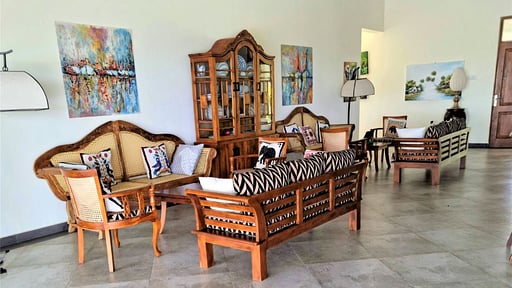 Arhimser Villa Salon