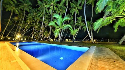 Arhimser Villa Piscine