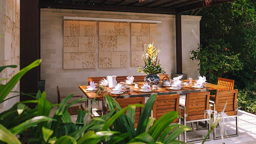 Arsana Estate Dining area