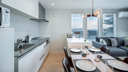 ArtHouse Apartments 2BR Kitchen