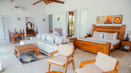 Aryan Beach Villa Bedroom 1