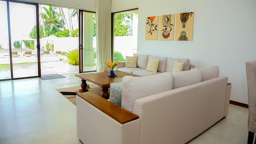 Aryan Beach Villa Living room