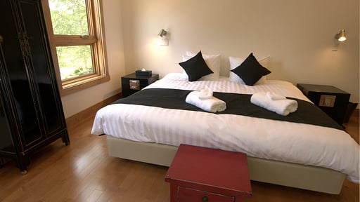 Asahi Lodge Bedroom 2