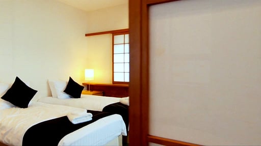 Asahi Lodge Bedroom 1