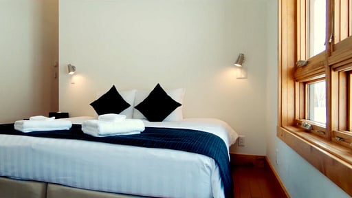 Asahi Lodge Bedroom 5