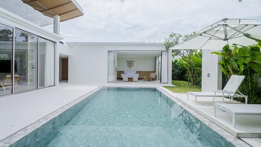 Asherah Villa Swimming pool