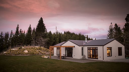 Ashley Mackenzie Villa Andere 