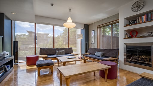 Asobidokoro Living room