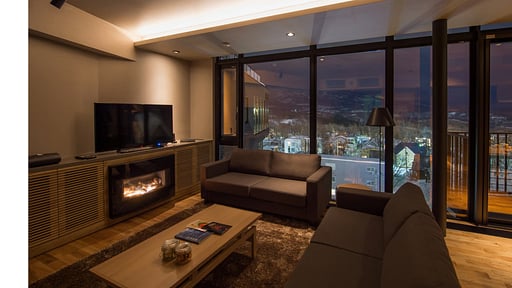 Aspect Premium Suite 103/203 Living room