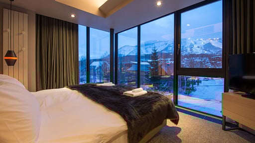 Aspect Niseko Premium Suite 303 Bedroom 1