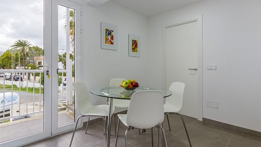 Assimetric Apartment Salle à manger