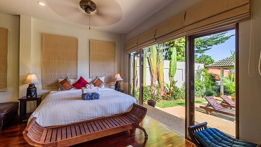 Aster Villa Bedroom 1