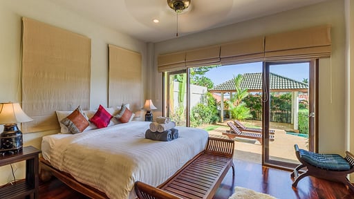 Aster Villa Bedroom 1