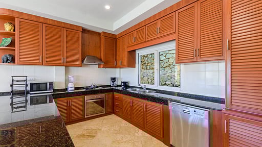 Aster Villa Kitchen