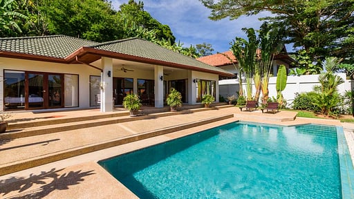 Aster Villa Swimming pool