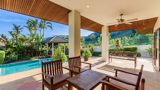 Aster Villa Terrace/Veranda