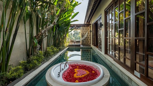 Asvara Grand Ricefield View Villa One Swimming pool