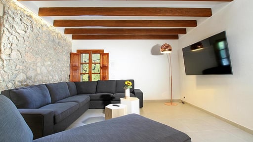 Atrium House Мультимедийная комната