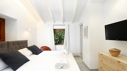 Atrium House Спальня 6