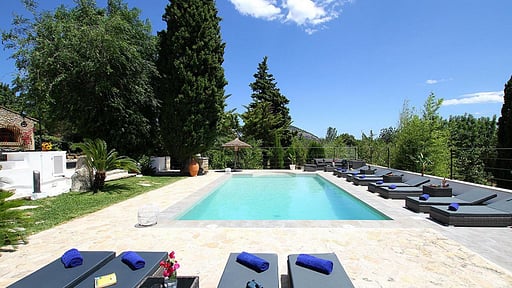 Atrium House Бассейн