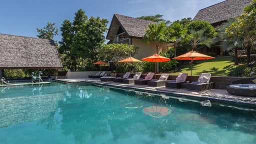 Atulya Residence Бассейн