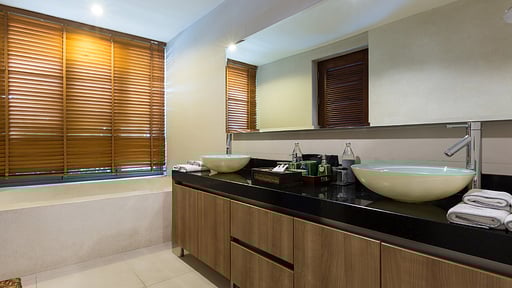 Atulya Residence Спальня 2