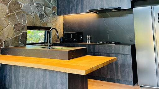 Aurora Chalet Kitchen