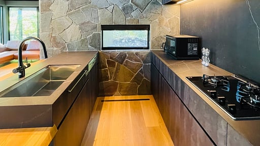 Aurora Chalet Kitchen