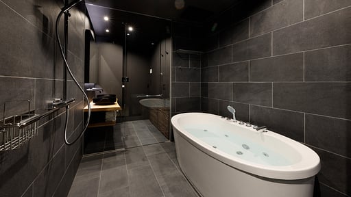 Aurora Chalet Bedroom 1