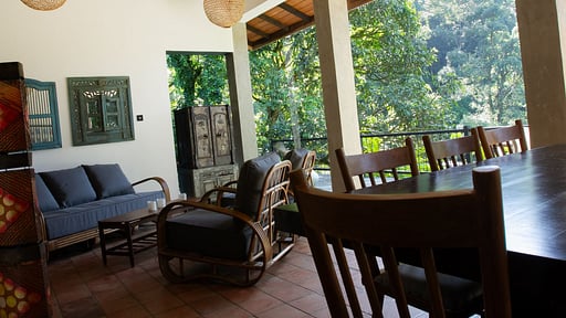 Avalon Villa Living room