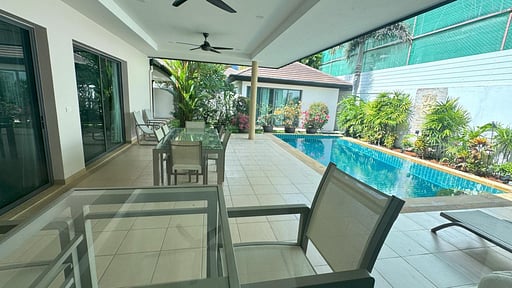 Avenue Villa Schwimmbad