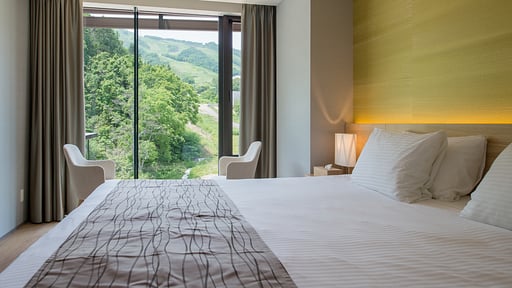 Aya Niseko Two Bedroom Ski Resort View Bedroom 1