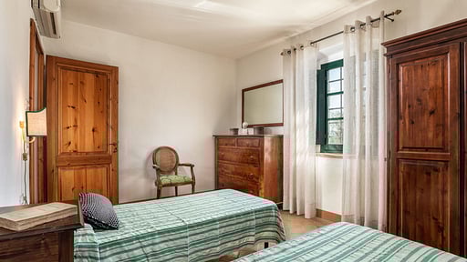 Azalea Apartment Chambre 2