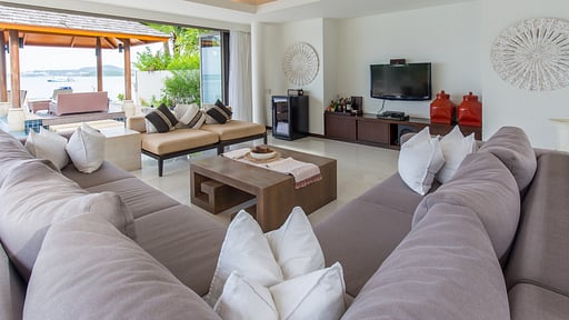 Baan Ban Buri Living room